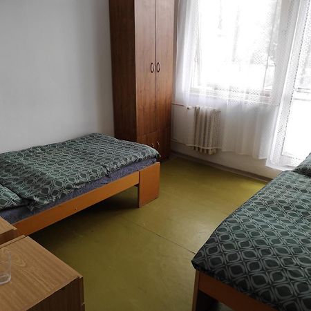 Ubytovna Karpatia Sastin-Straze Extérieur photo
